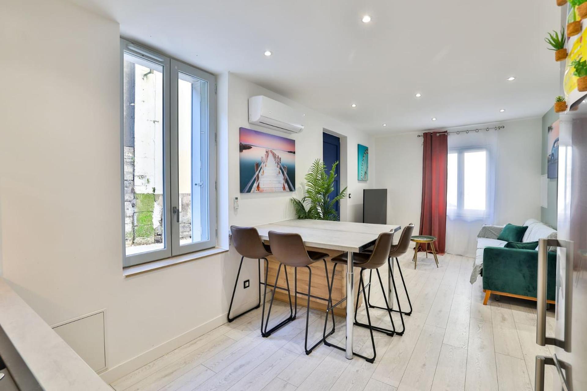 Le Lucien Eco-Appart'Hotel - Angouleme - Centre - Wifi - Parking Prive - Classe 4 Etoiles Экстерьер фото