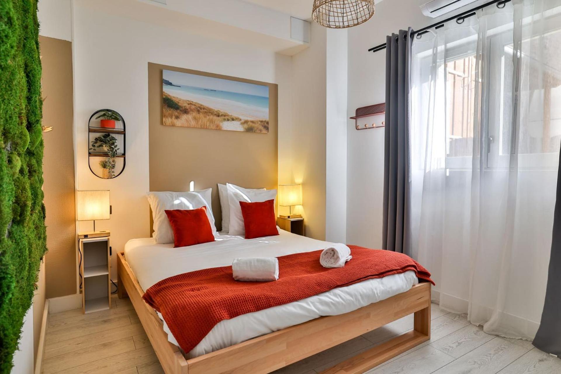 Le Lucien Eco-Appart'Hotel - Angouleme - Centre - Wifi - Parking Prive - Classe 4 Etoiles Экстерьер фото