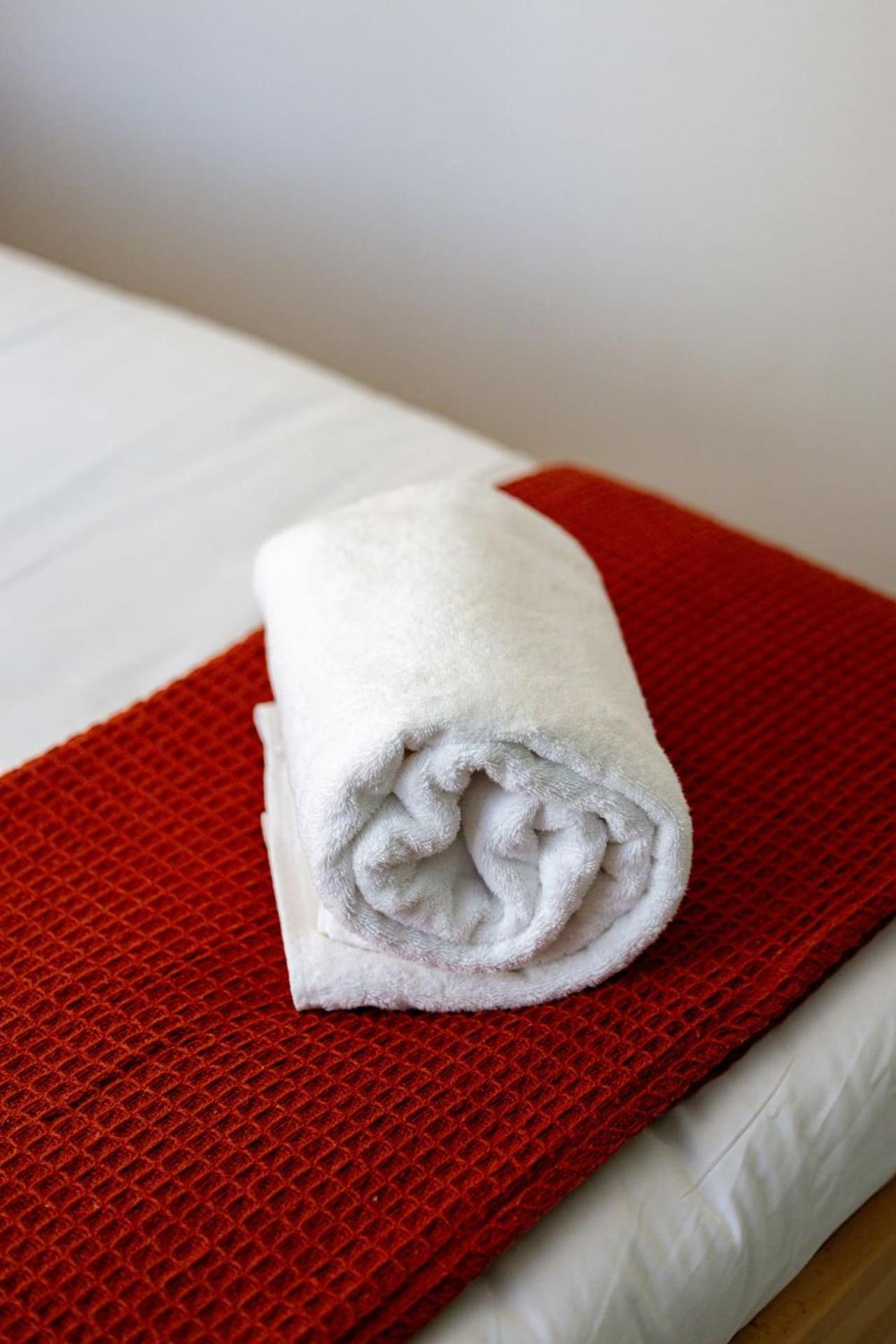 Le Lucien Eco-Appart'Hotel - Angouleme - Centre - Wifi - Parking Prive - Classe 4 Etoiles Экстерьер фото